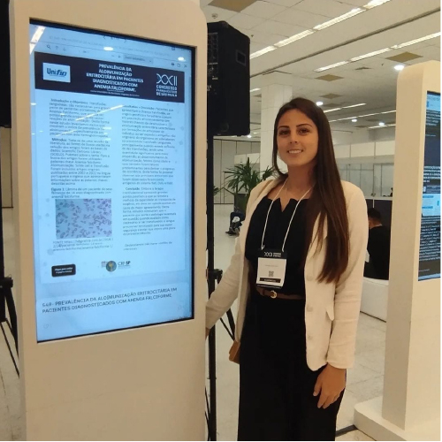 Taynara Azevedo – 10T Farmácia